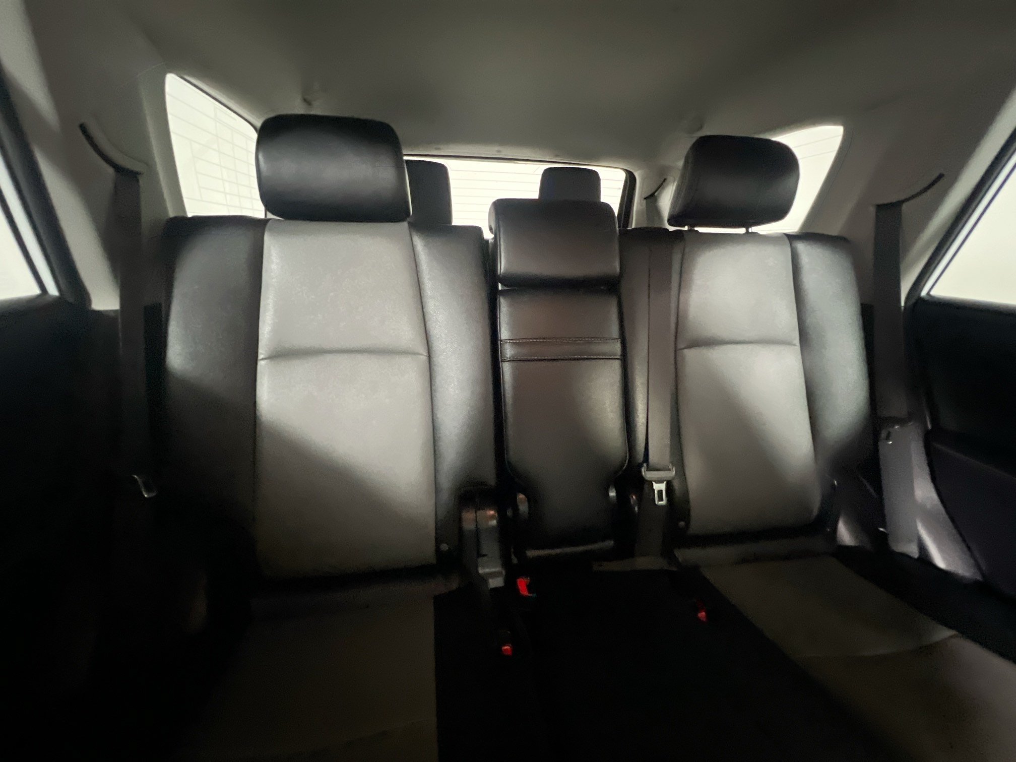 Used 2024 Toyota 4Runner SR5 Premium w/ Moonroof Package RWD image 32