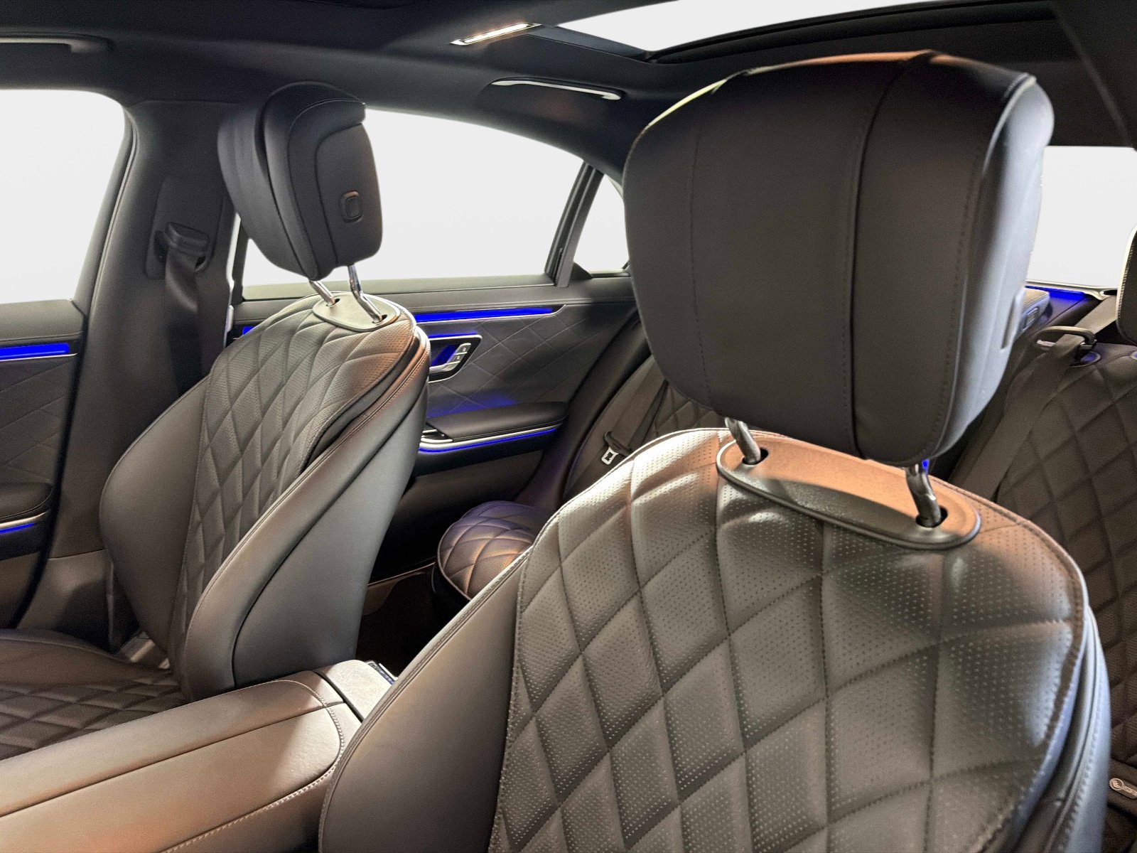 Used 2024 Mercedes-Benz S 580 4MATIC Sedan image 37