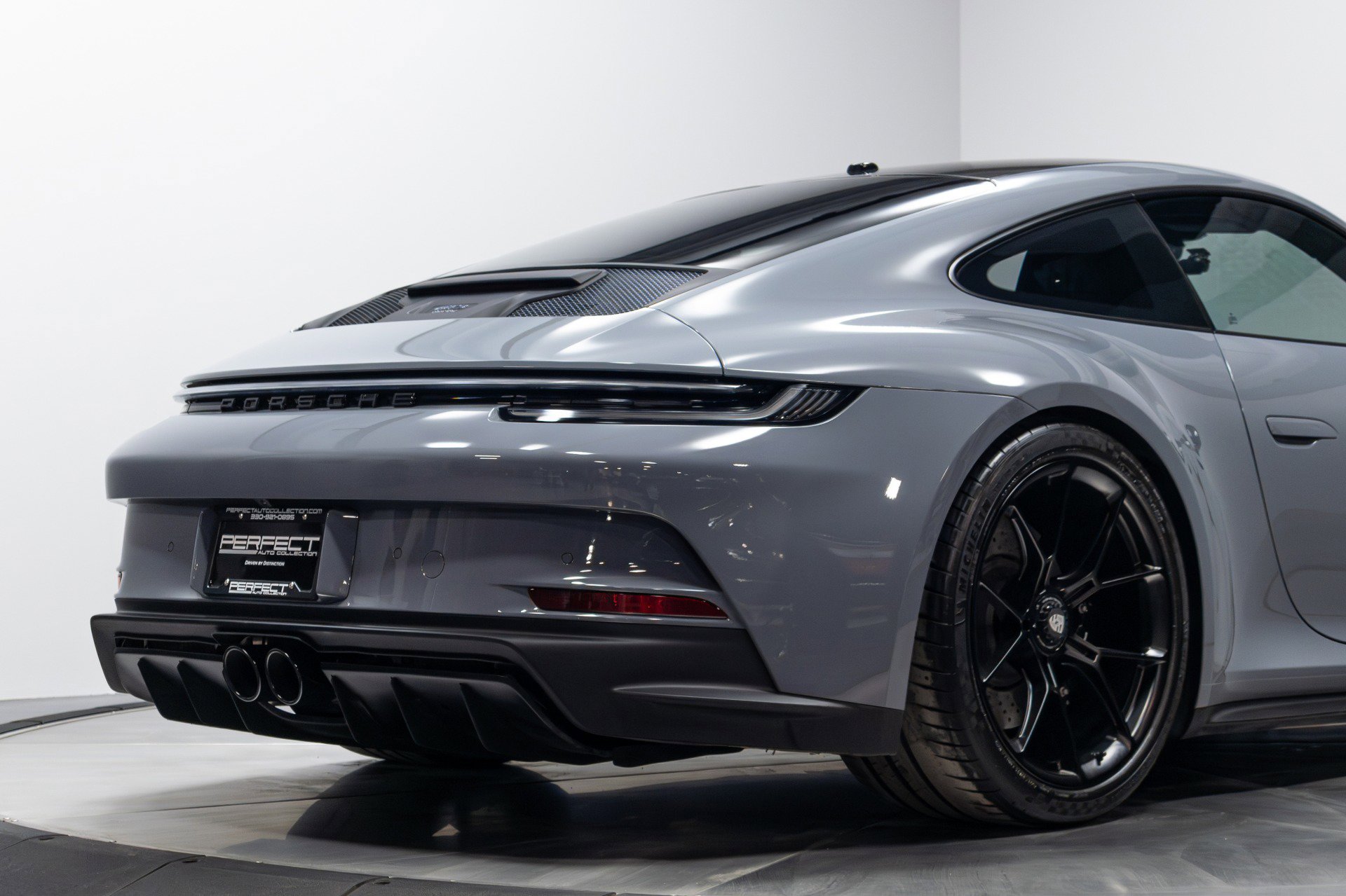 Used 2024 Porsche 911 GT3 Touring w/ Chrono Package image 22