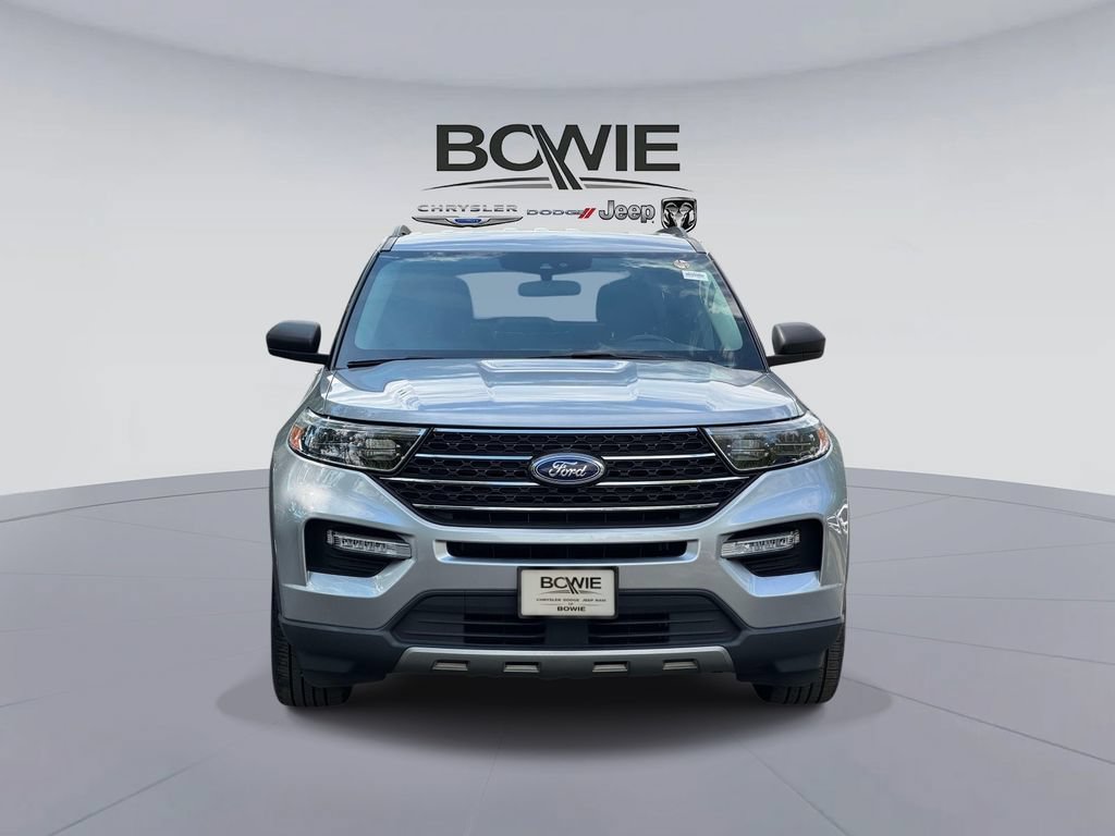 Used 2023 Ford Explorer XLT w/ Equipment Group 202A AWD/4WD image 6