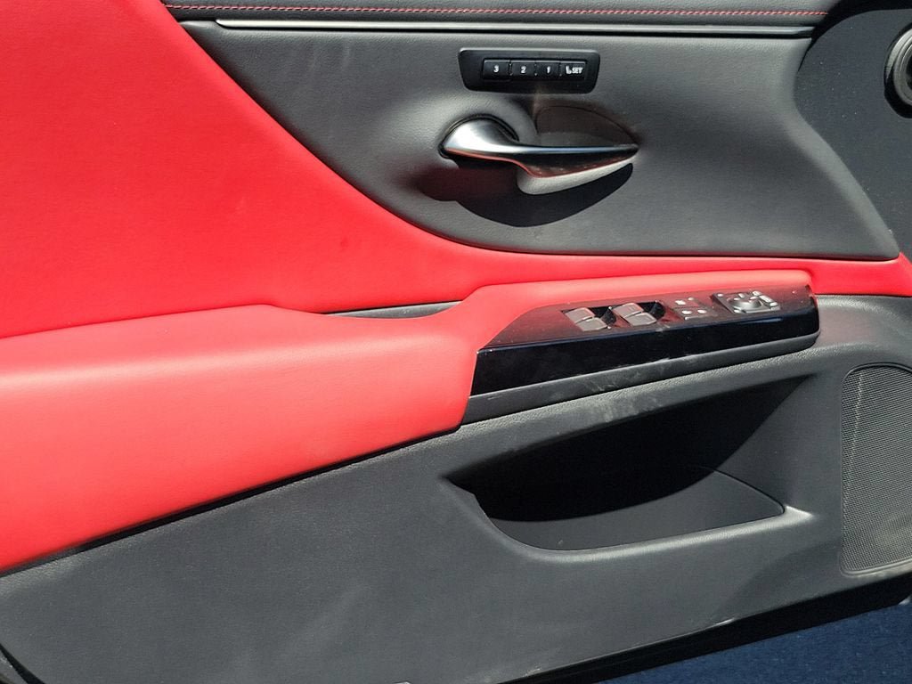 Used 2023 Lexus ES 350 F Sport w/ Accessory Package (Z2) FWD image 19