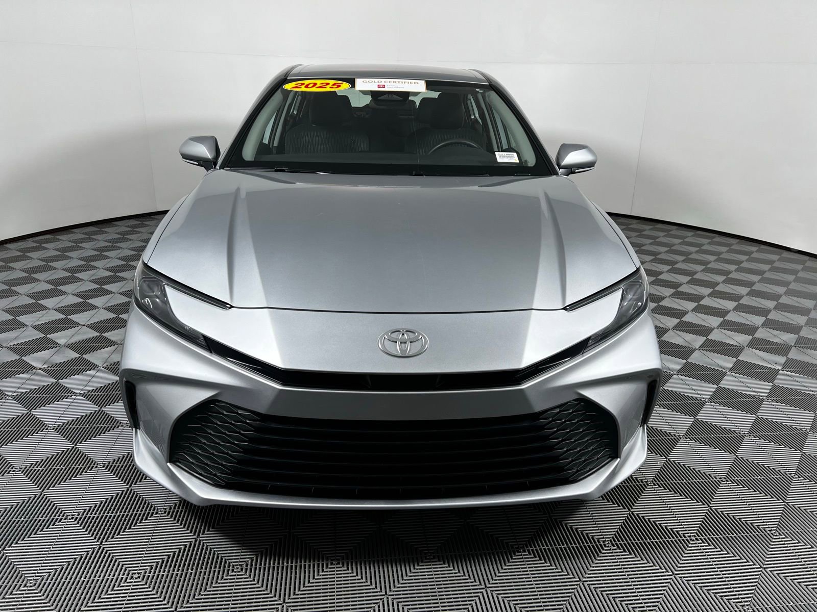 Certified 2025 Toyota Camry LE FWD image 2