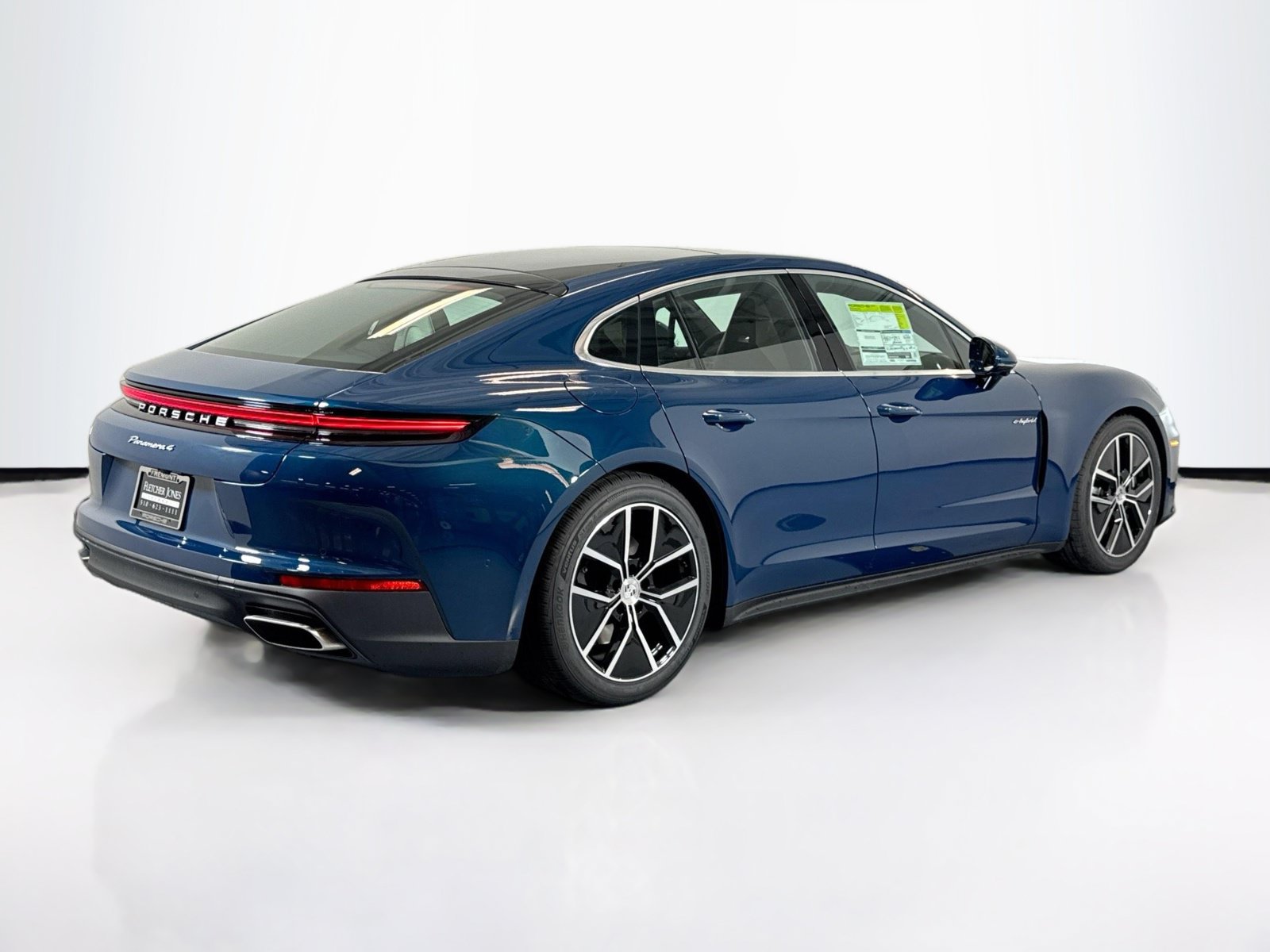 New 2026 Porsche Panamera 4 AWD/4WD image 9