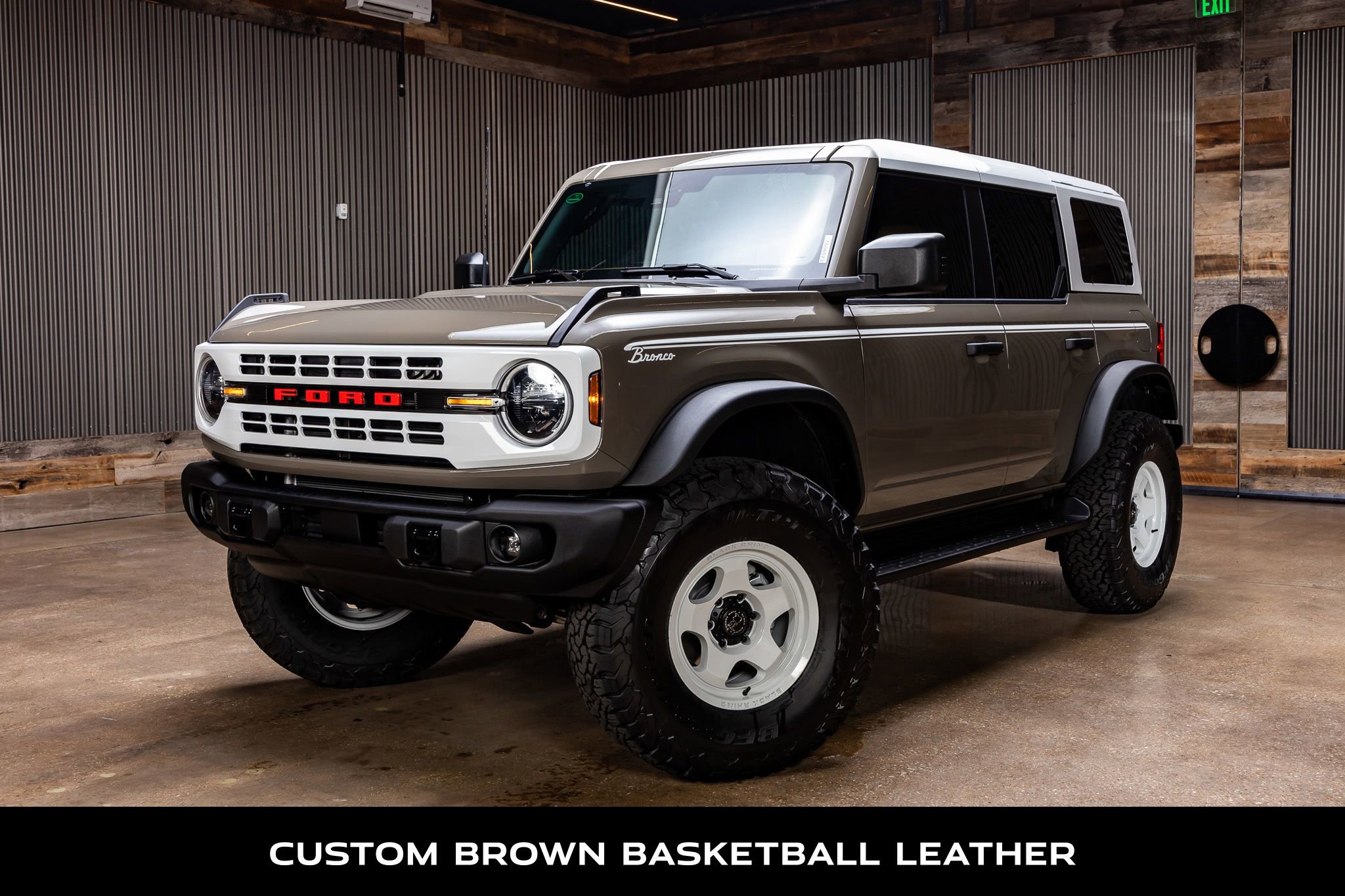 Used 2026 Ford Bronco Heritage Edition AWD/4WD image 5