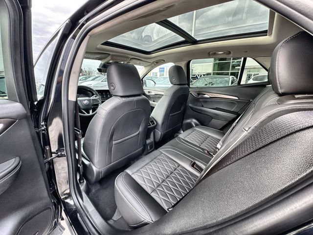 Used 2023 Buick Envision Avenir image 22