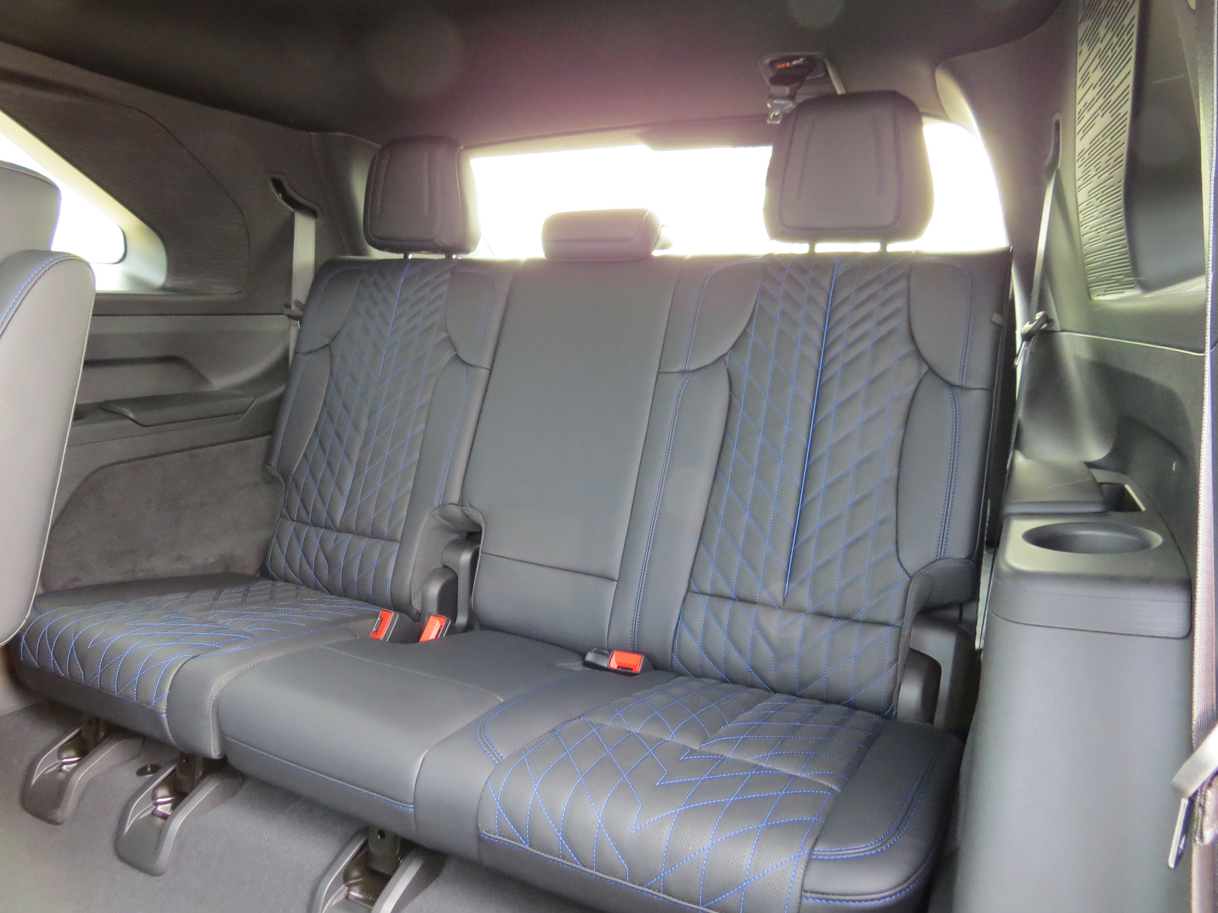 New 2025 Cadillac Escalade IQ Luxury 1 w/ Smart Trailering package image 16