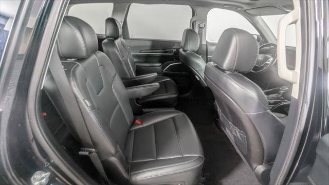 Used 2025 Kia Telluride S FWD image 23