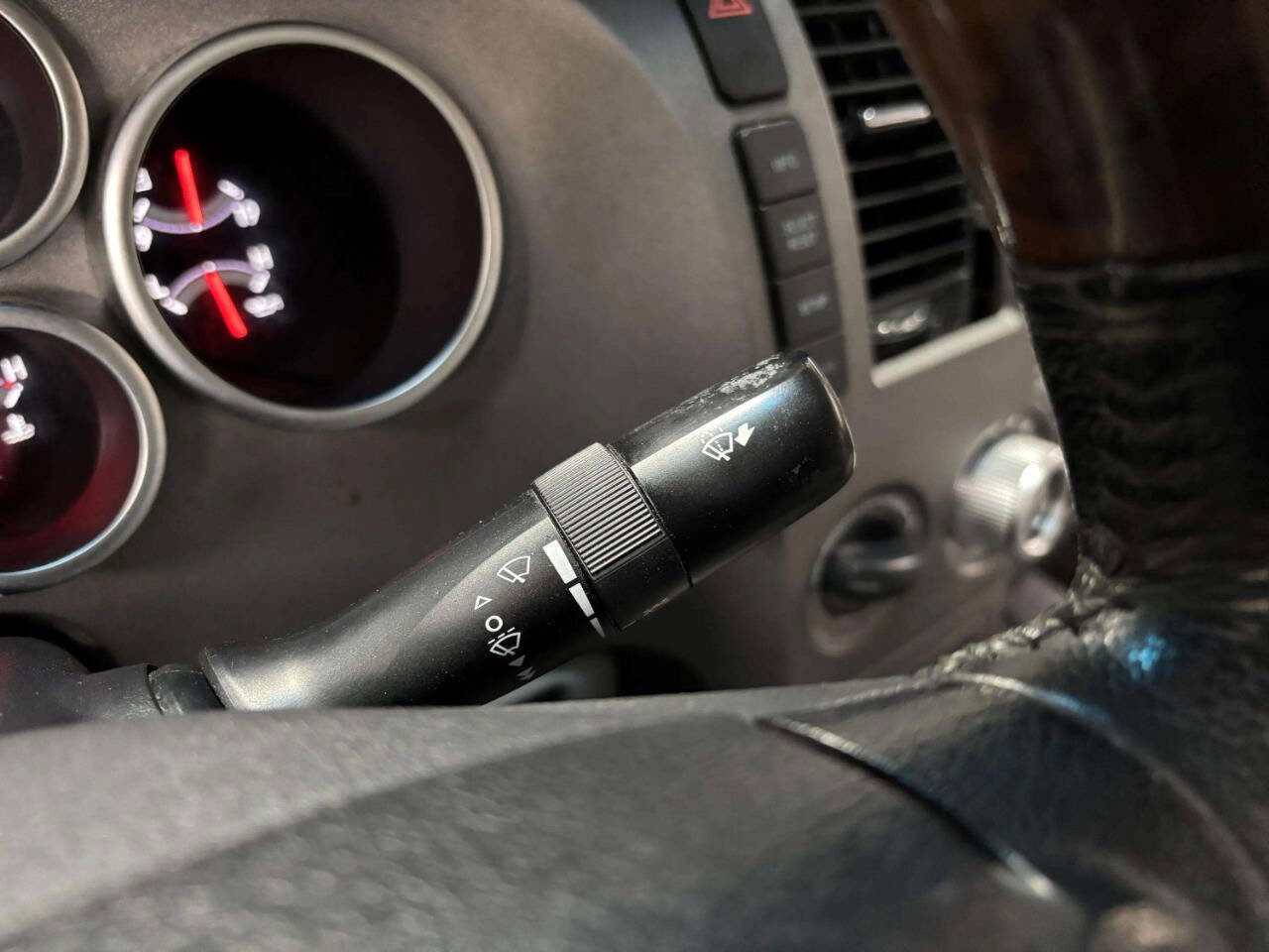 Used 2010 Toyota Tundra Limited image 44