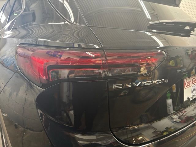 Used 2023 Buick Envision Preferred image 9