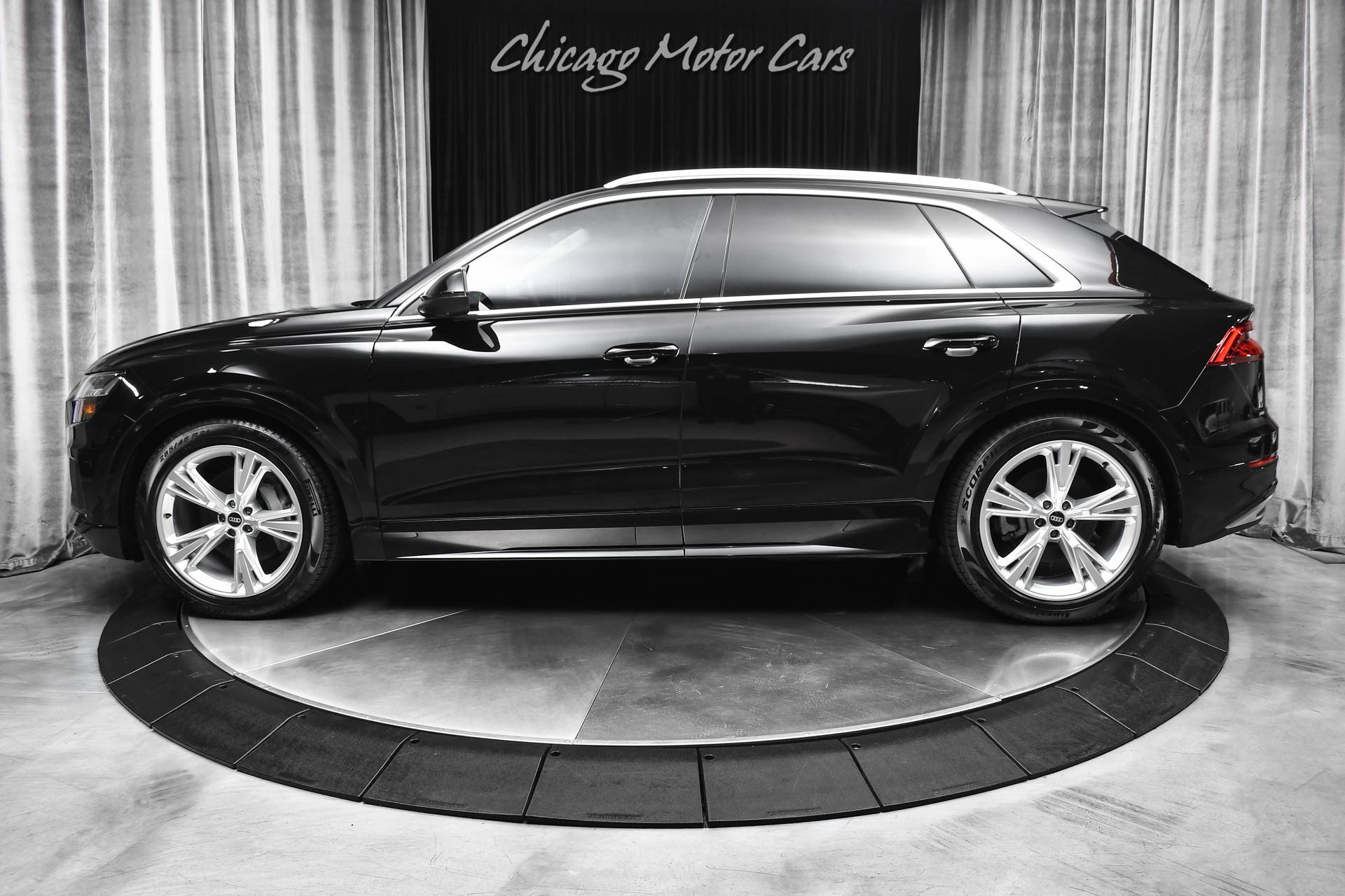 Used 2022 Audi Q8 Prestige w/ Prestige Package AWD/4WD image 39