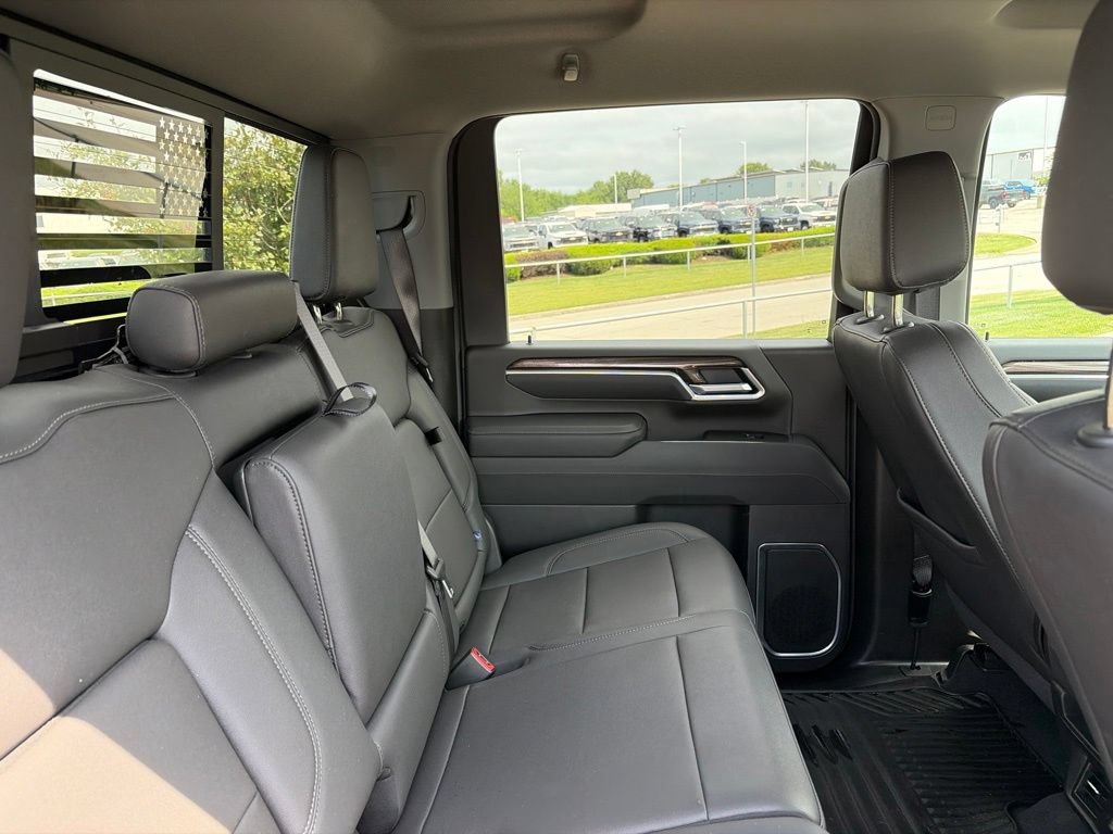 Used 2025 Chevrolet Silverado 2500 LT w/ Trail Boss Package AWD/4WD image 38