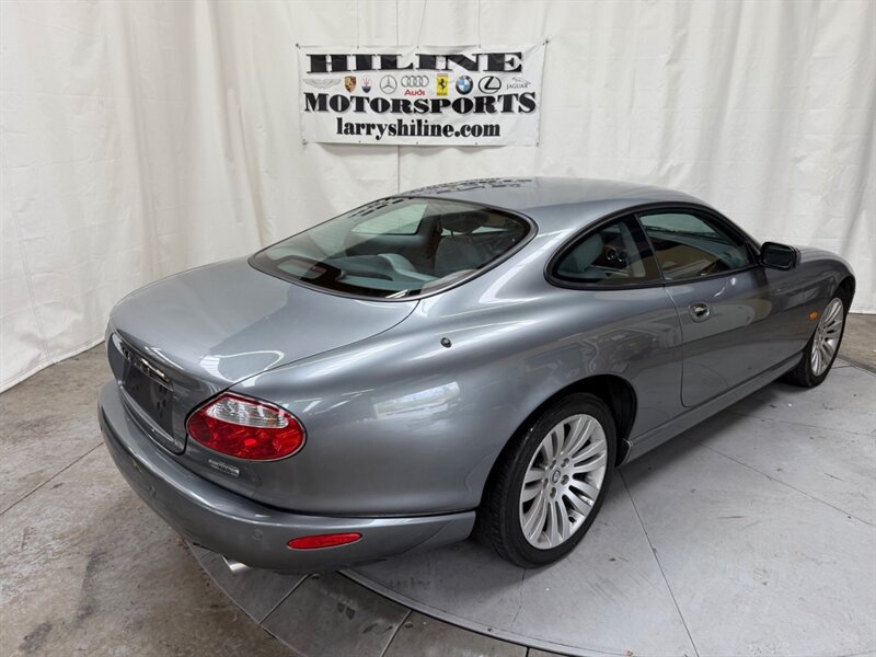 Used 2005 Jaguar XK8 Coupe RWD image 8