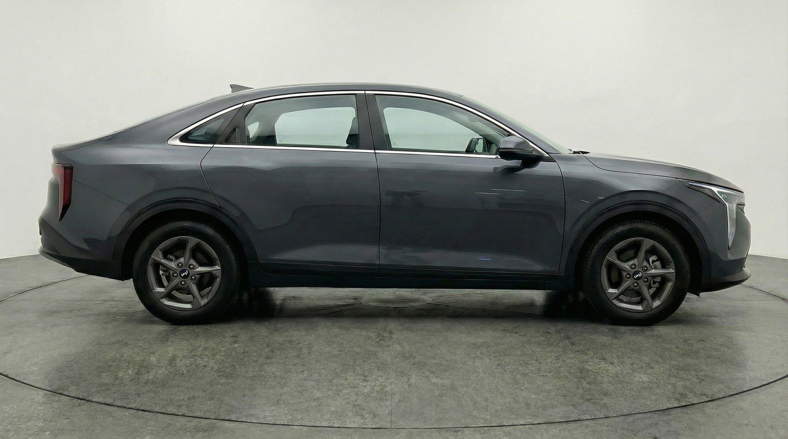 Used 2025 Kia K4 LXS image 11