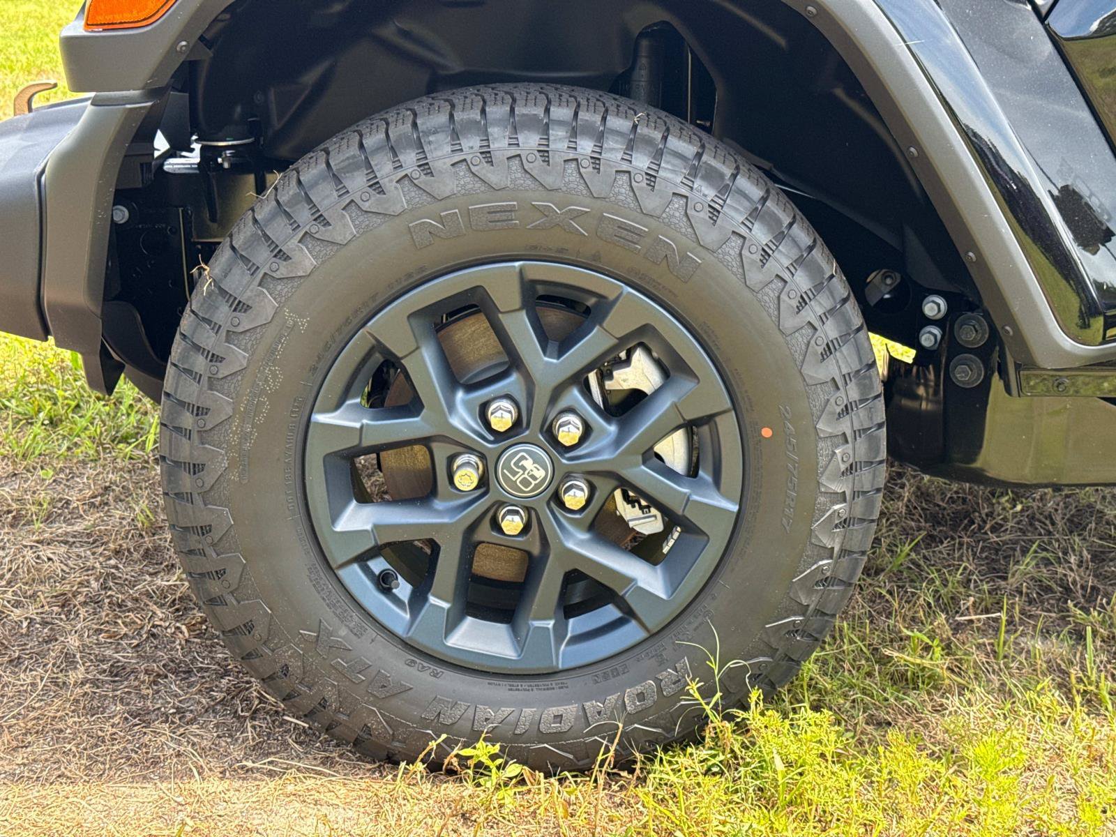 New 2026 Jeep Wrangler Unlimited Sport AWD/4WD image 10