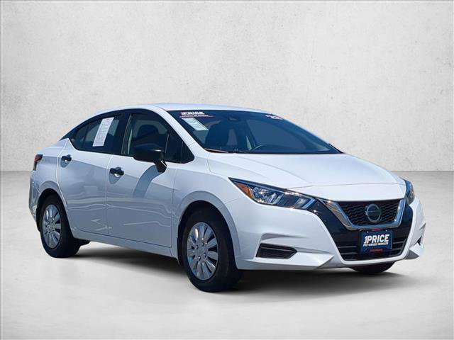 Used 2022 Nissan Versa S image 3