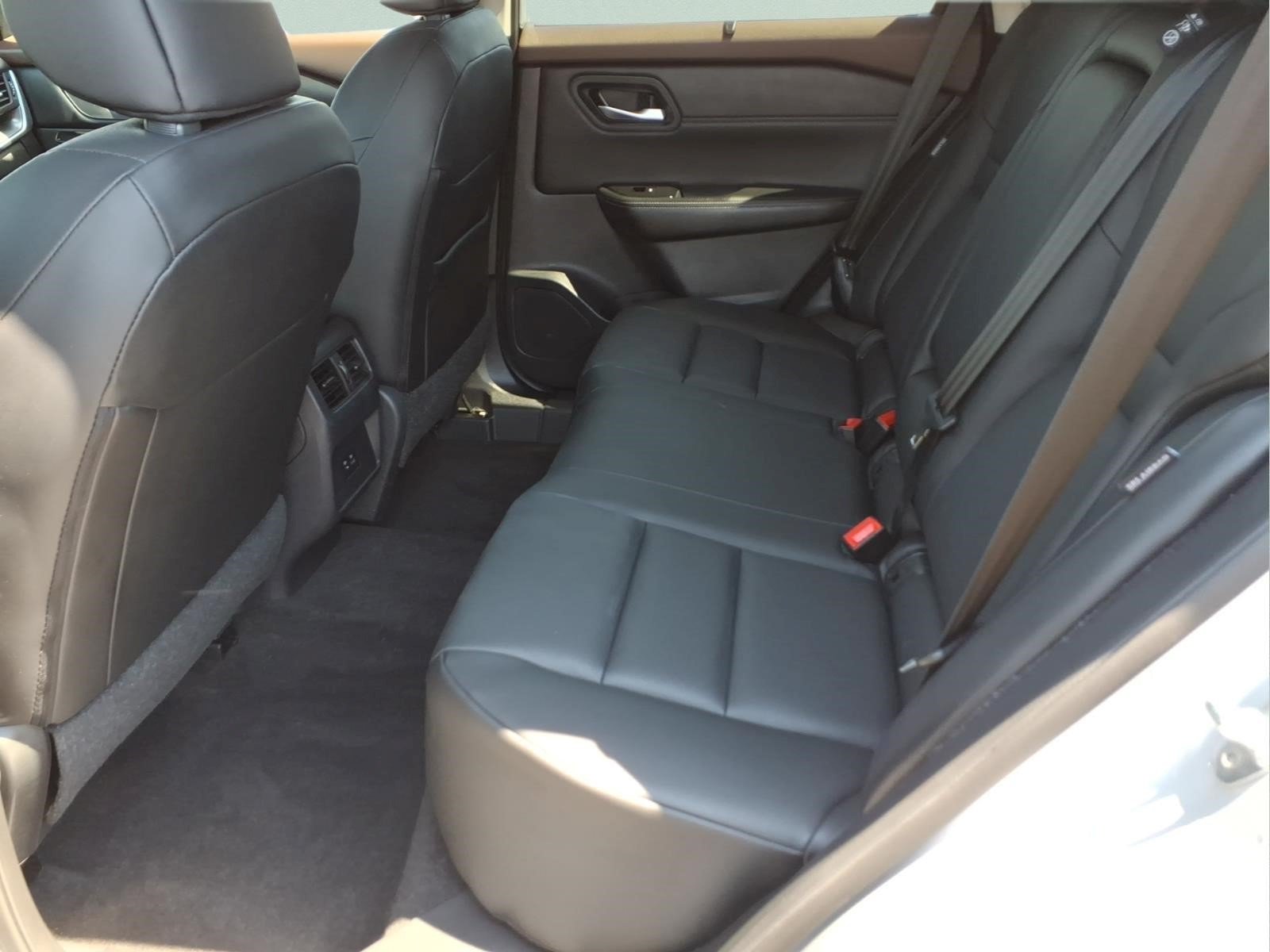 Certified 2023 Nissan Rogue SV w/ SV Premium B Package AWD/4WD image 13