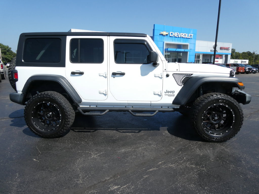 Used 2018 Jeep Wrangler Unlimited Sport S AWD/4WD image 4