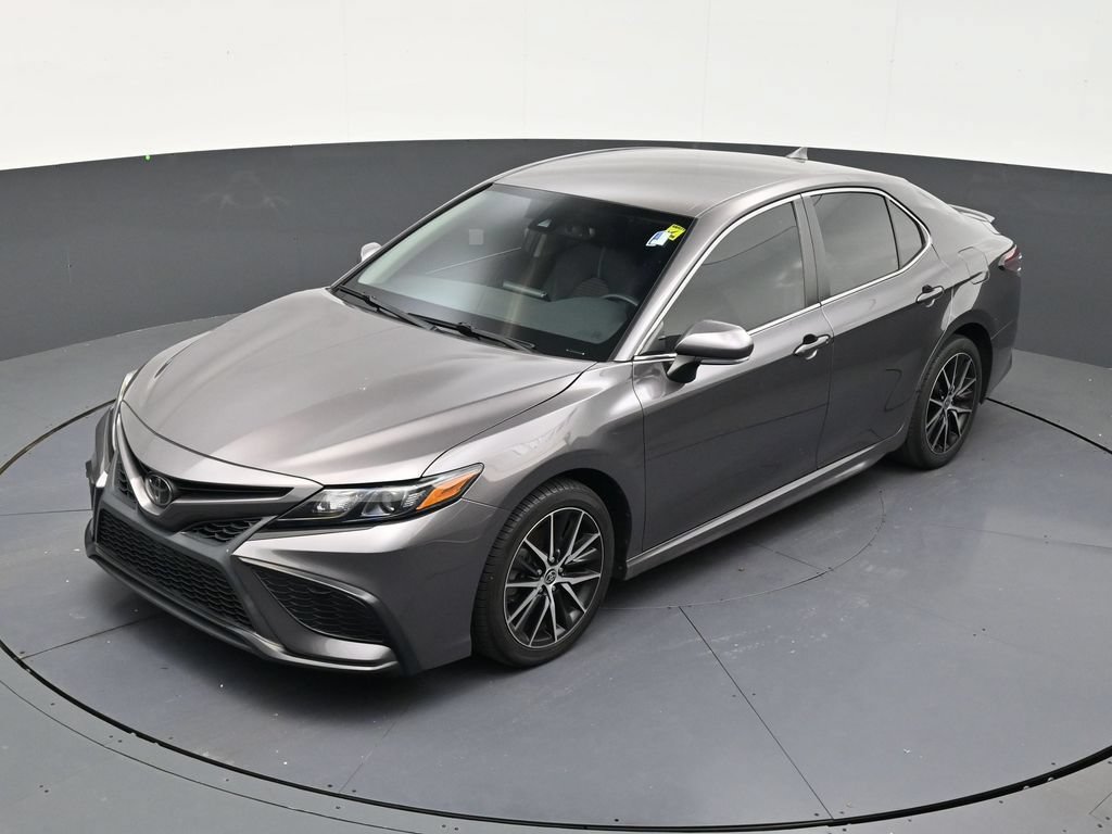 Used 2023 Toyota Camry SE w/ Convenience Package FWD image 12