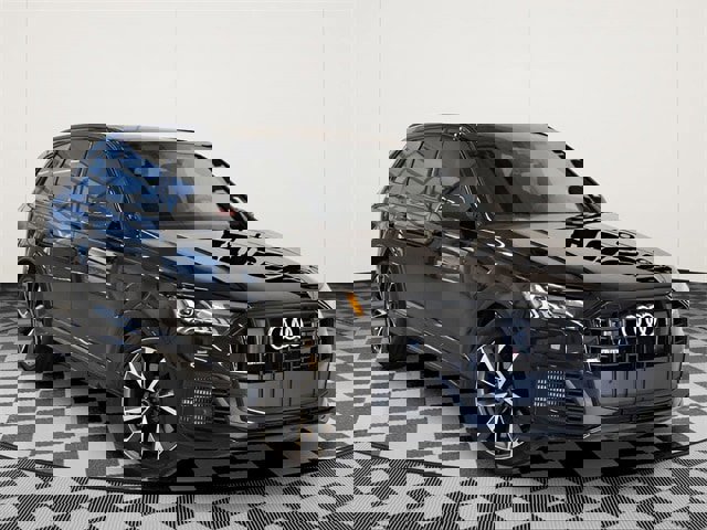 Used 2024 Audi SQ7 Prestige