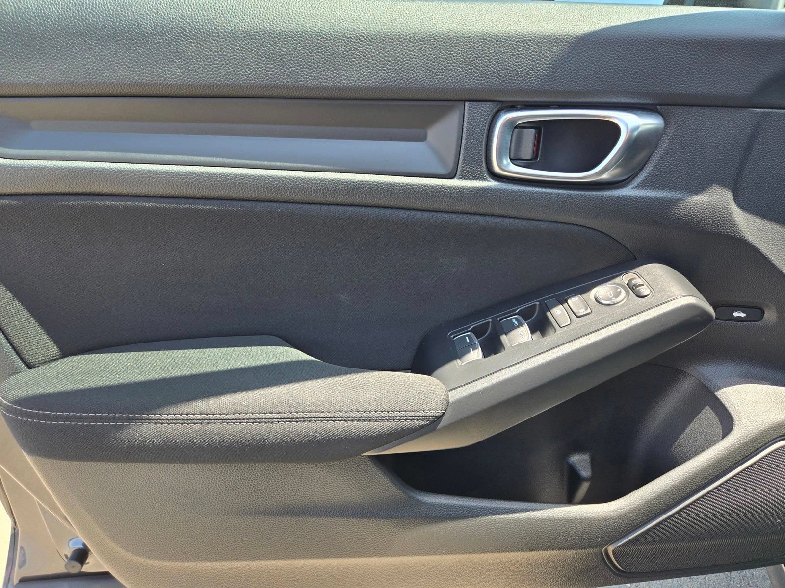 Used 2024 Honda Civic Sport image 14