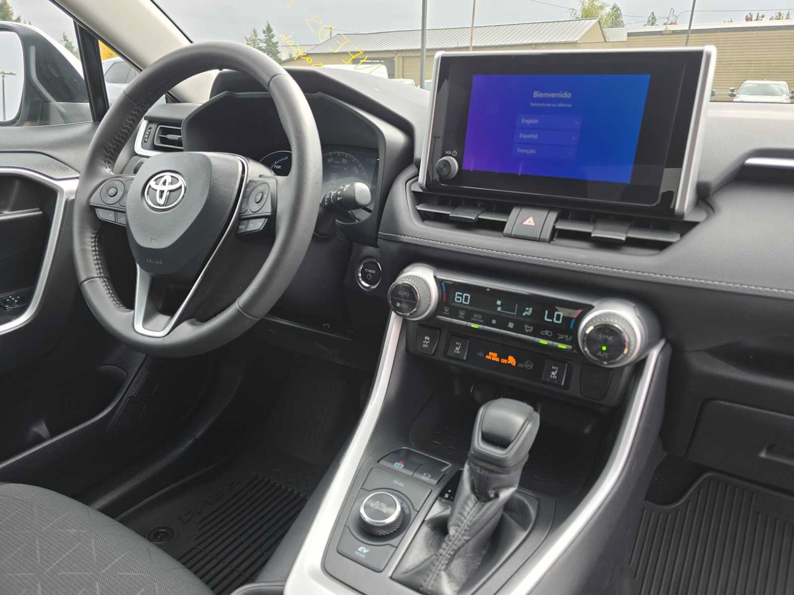 Used 2025 Toyota RAV4 XLE w/ Weather Package AWD/4WD image 11