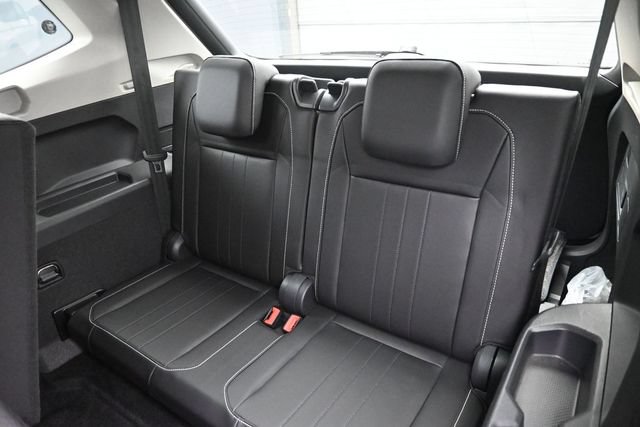 Used 2023 Volkswagen Tiguan SE FWD image 30