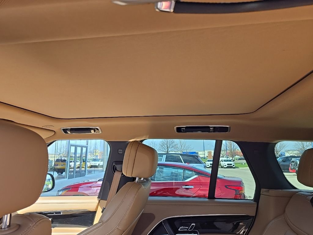 Used 2023 Land Rover Range Rover SE image 15