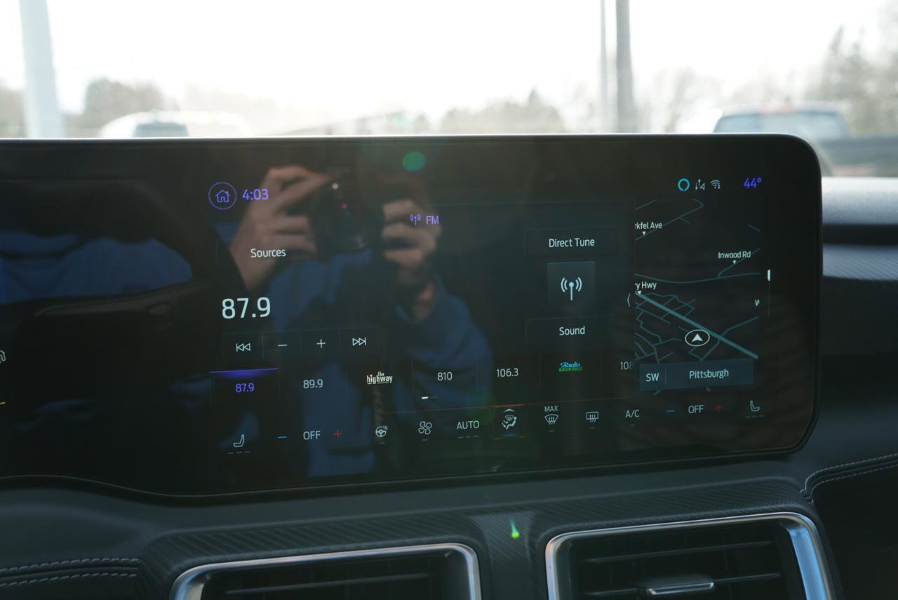 Used 2025 Ford Mustang GT Premium w/ GT Performance Package image 37