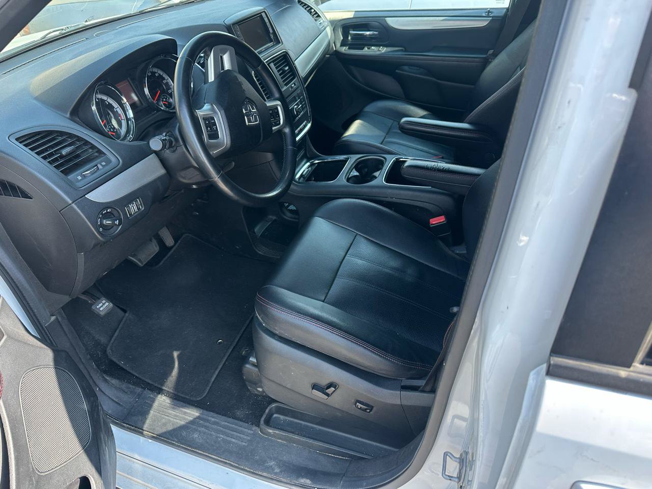 Used 2018 Dodge Grand Caravan GT FWD image 5