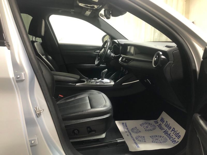 Used 2022 Alfa Romeo Stelvio Ti w/ Active Assist Plus Package image 45