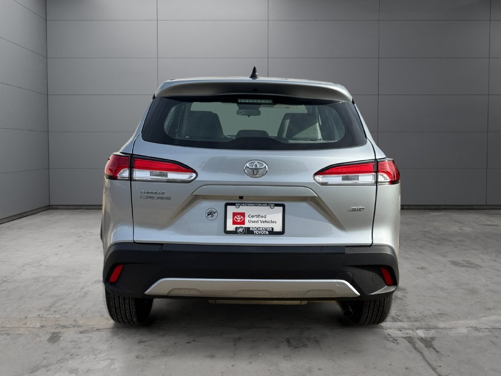 Certified 2024 Toyota Corolla Cross L AWD/4WD image 4