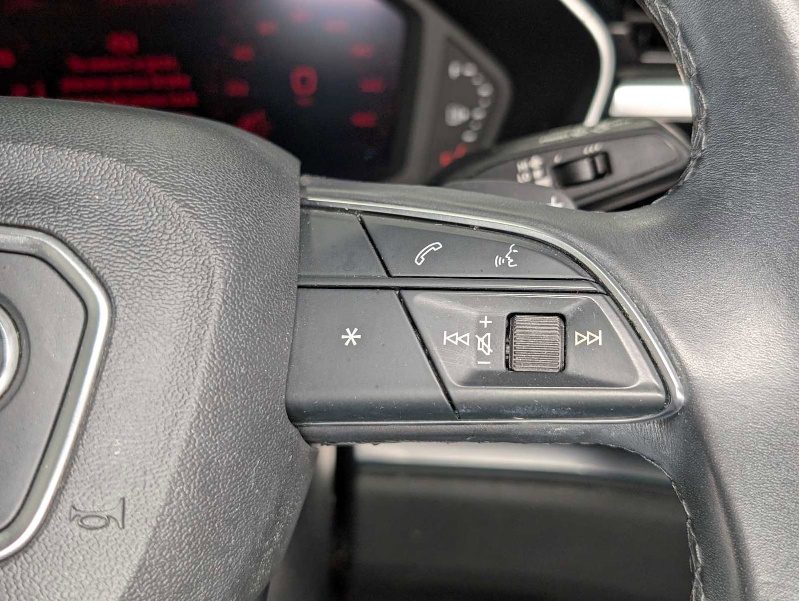 Used 2022 Audi Q3 2.0T Premium Plus image 36