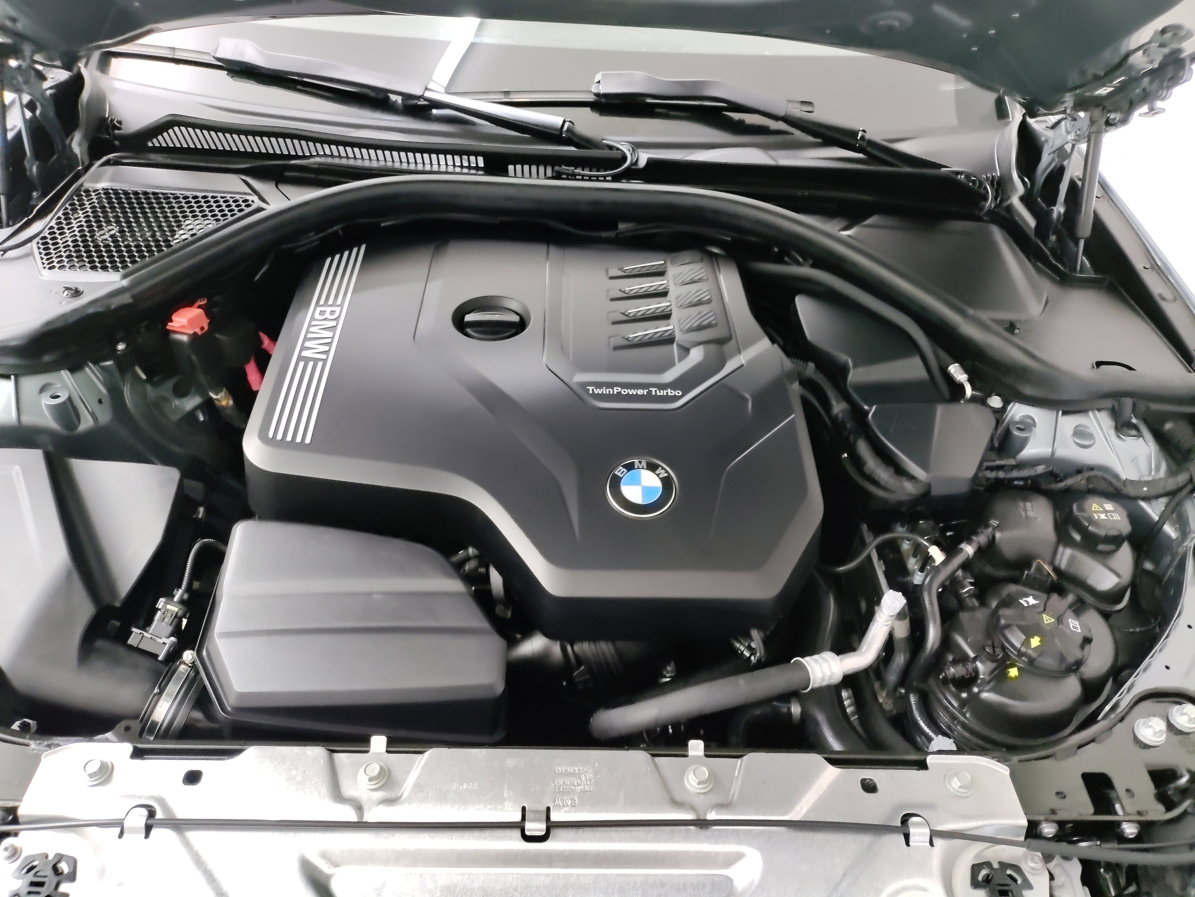 Certified 2023 BMW 330i Sedan w/ M Sport Package image 31