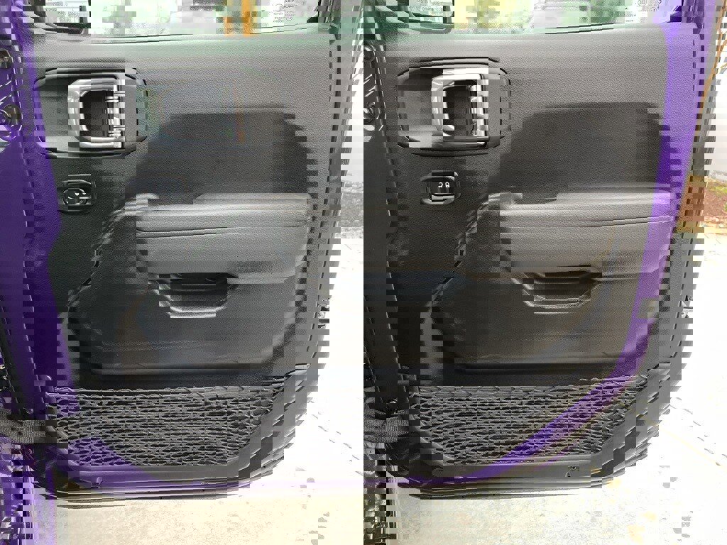 New 2026 Jeep Wrangler Unlimited Rubicon w/ Technology Group image 29