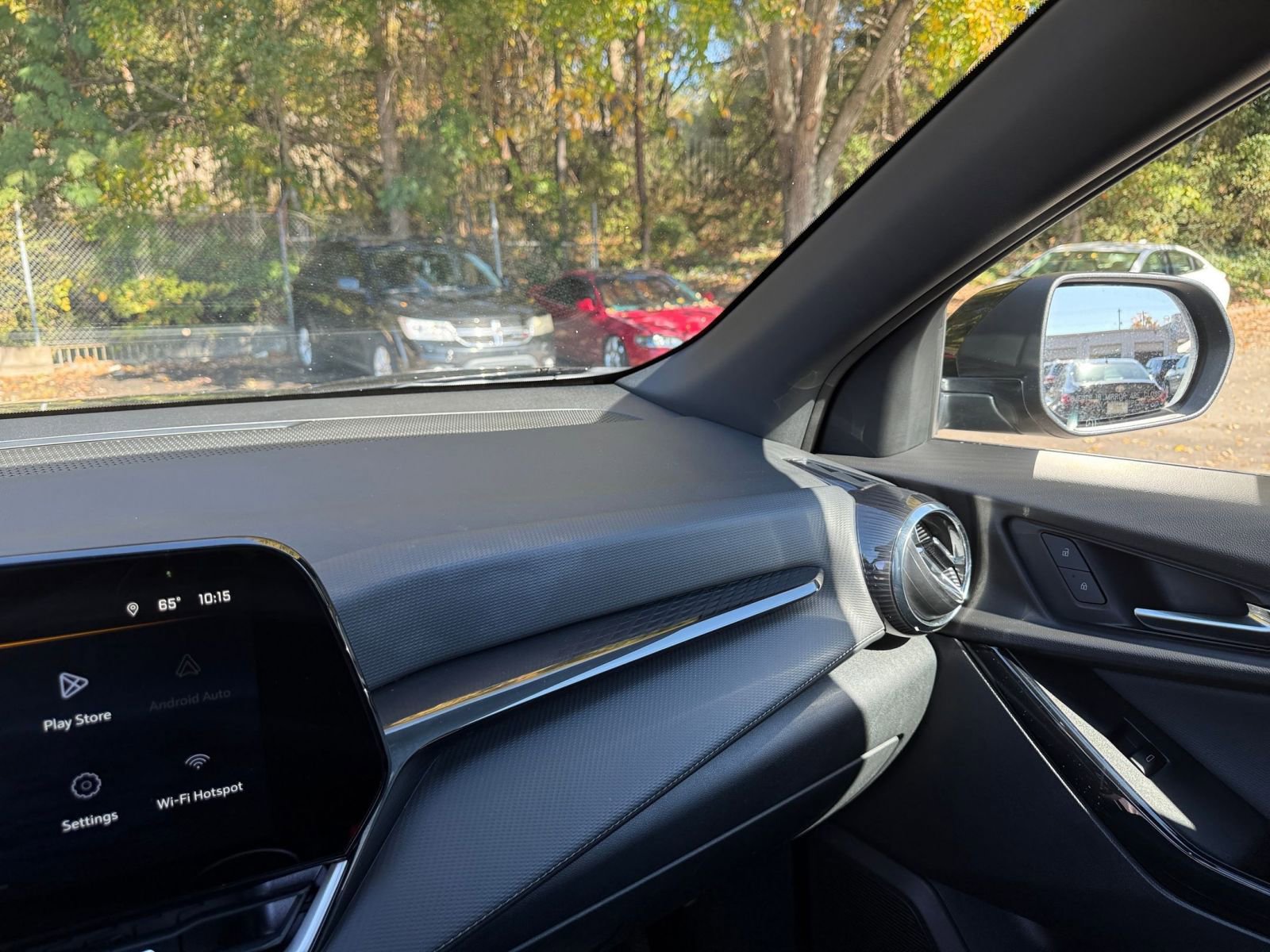 Used 2025 Chevrolet Equinox LT image 35