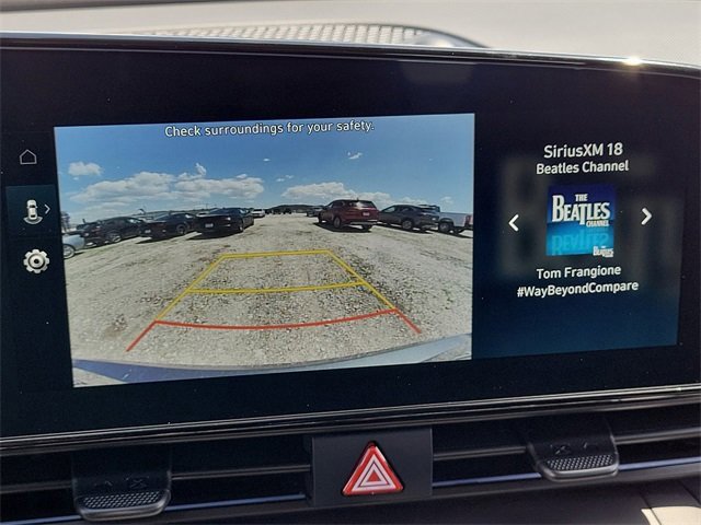 New 2025 Hyundai Elantra SEL image 13