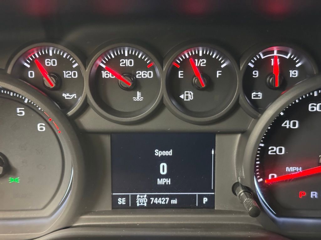 Used 2022 Chevrolet Silverado 1500 Custom image 31