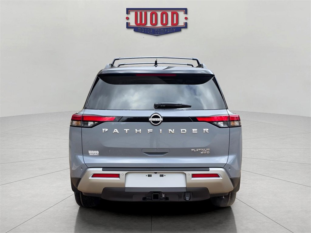 New 2025 Nissan Pathfinder Platinum image 3