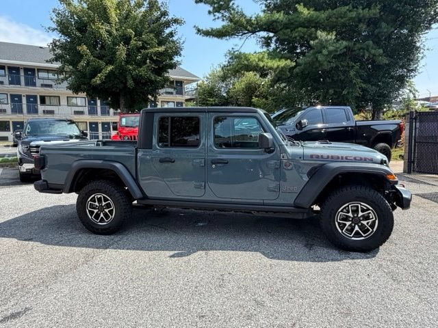 Used 2026 Jeep Gladiator Rubicon AWD/4WD image 9