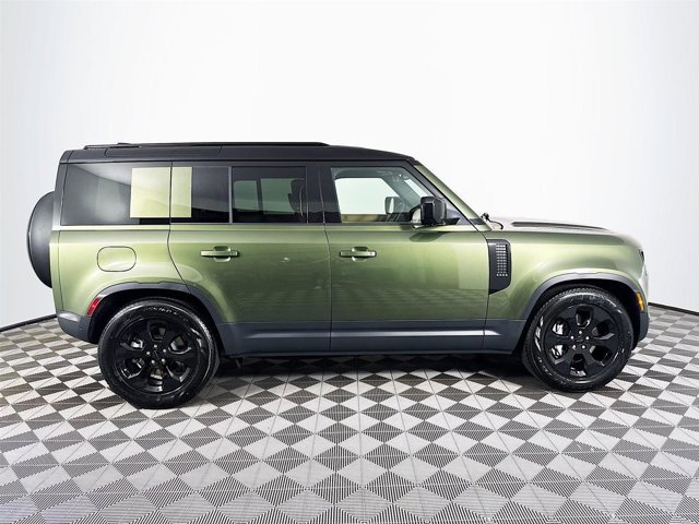 New 2026 Land Rover Defender 110 S image 4