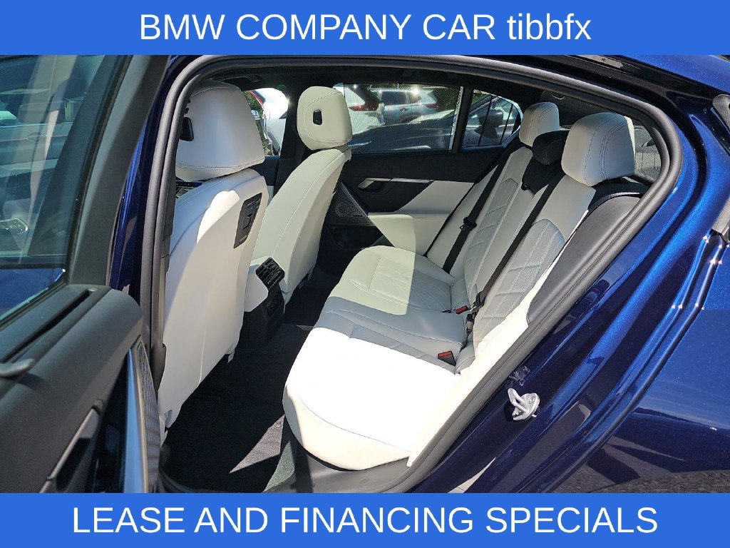 Used 2027 BMW 540i xDrive AWD/4WD image 13