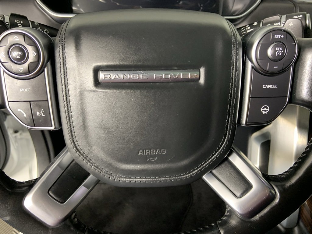 Used 2016 Land Rover Range Rover HSE image 33