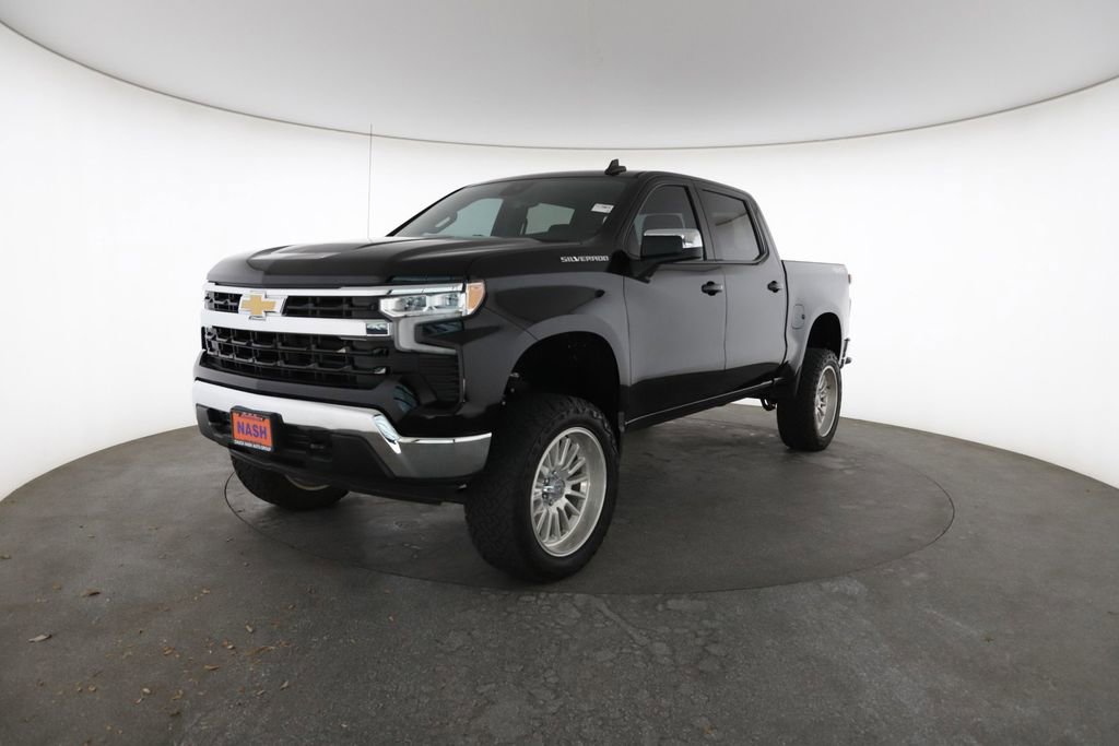 Used 2024 Chevrolet Silverado 1500 LT image 5