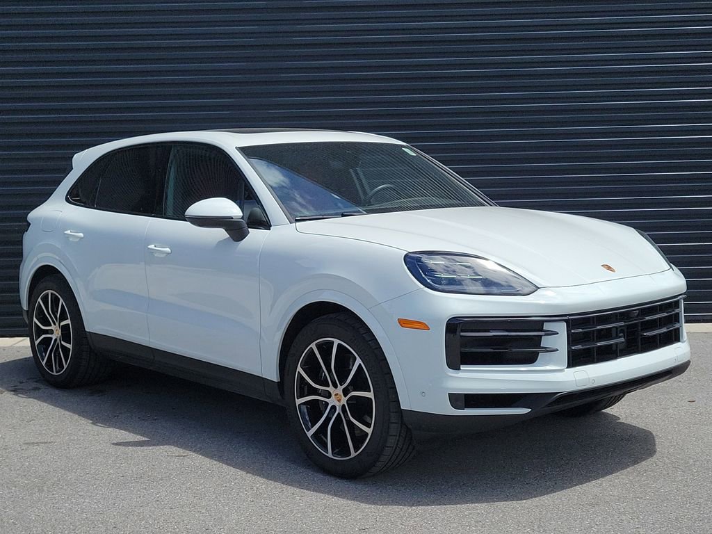 New 2025 Porsche Cayenne image 9