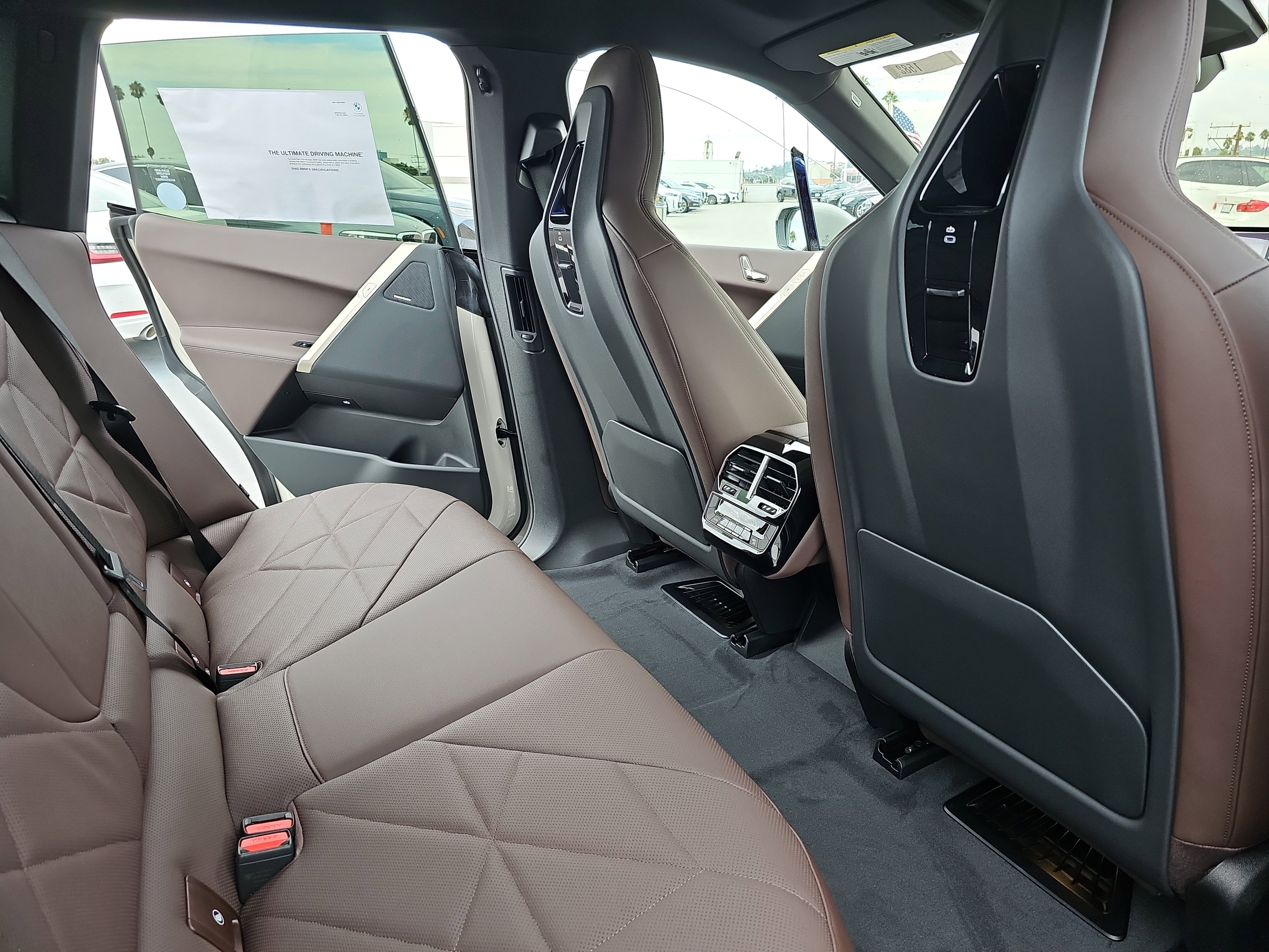 New 2026 BMW iX xDrive60 w/ Premium Package image 11