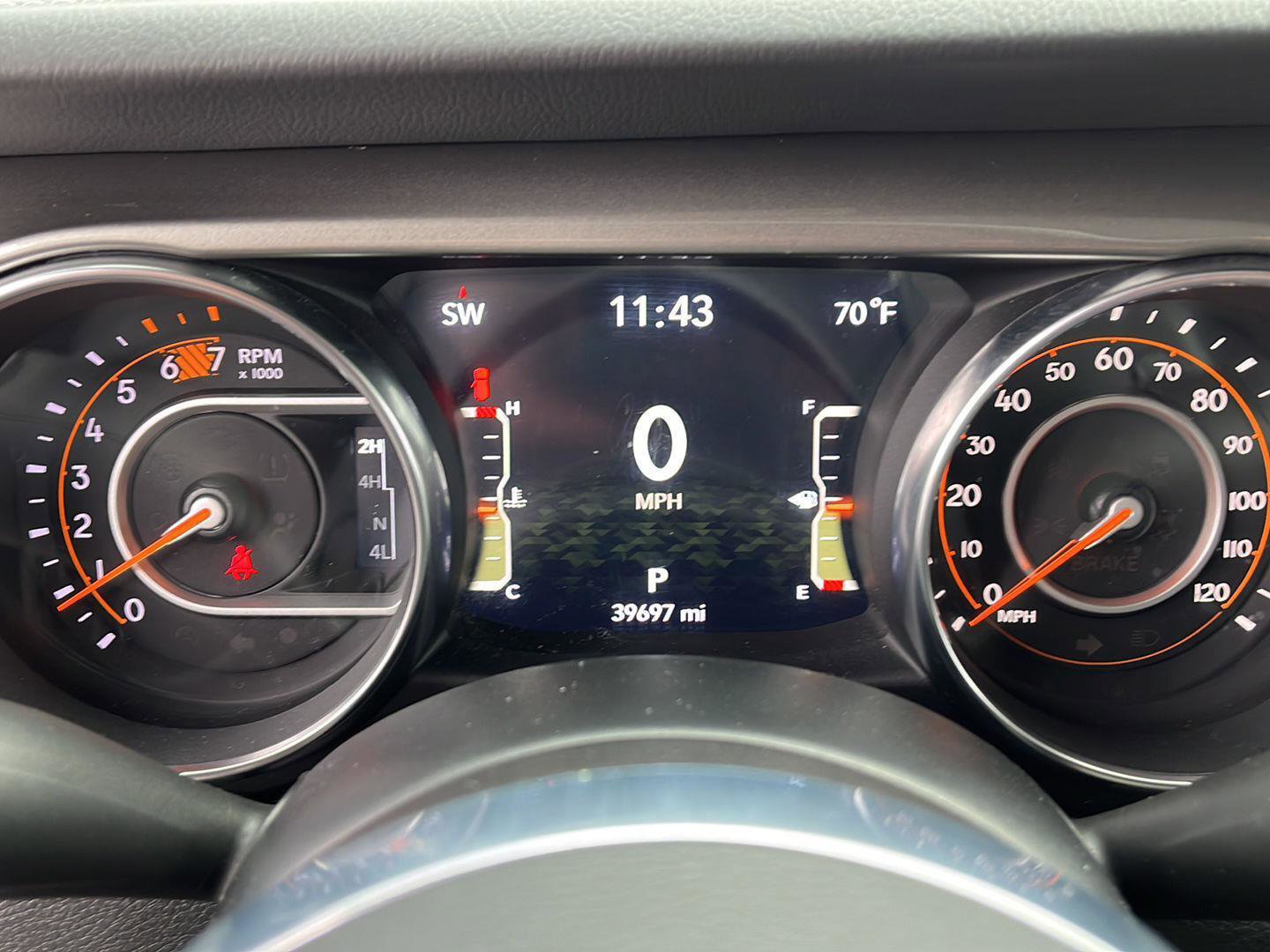 Used 2019 Jeep Wrangler Unlimited Sahara image 24