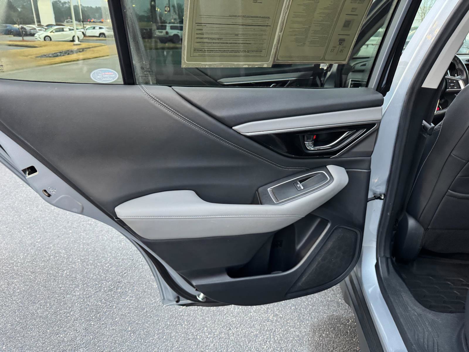 Used 2020 Subaru Outback Limited w/ Popular Package #2 image 11