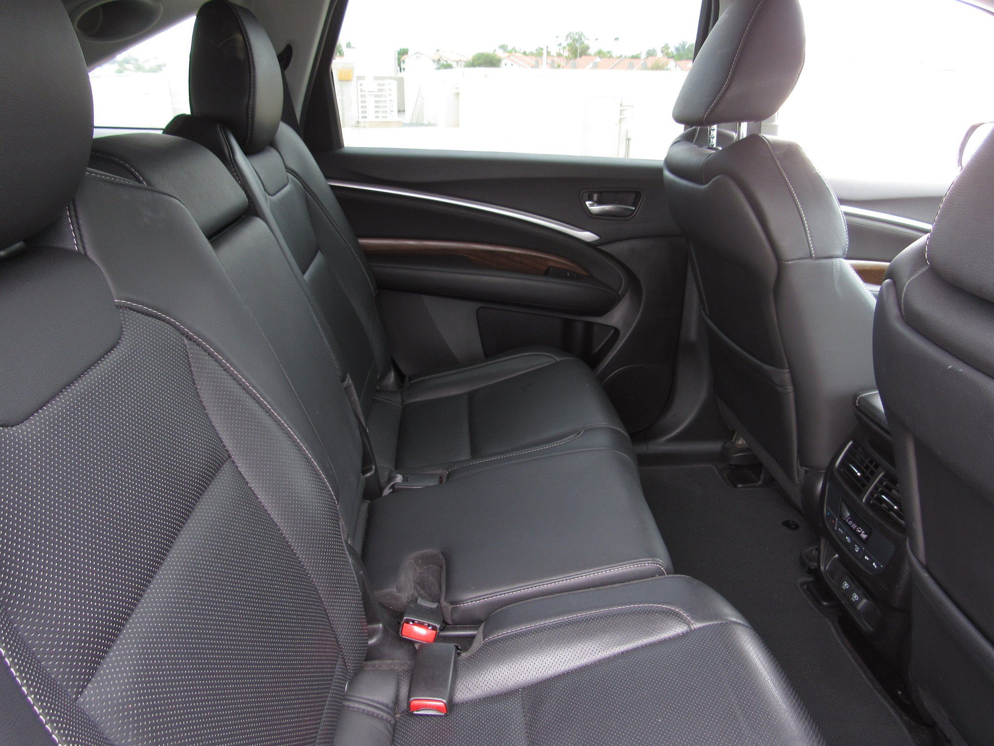 Certified 2020 Acura MDX SH-AWD w/ Technology Package image 12