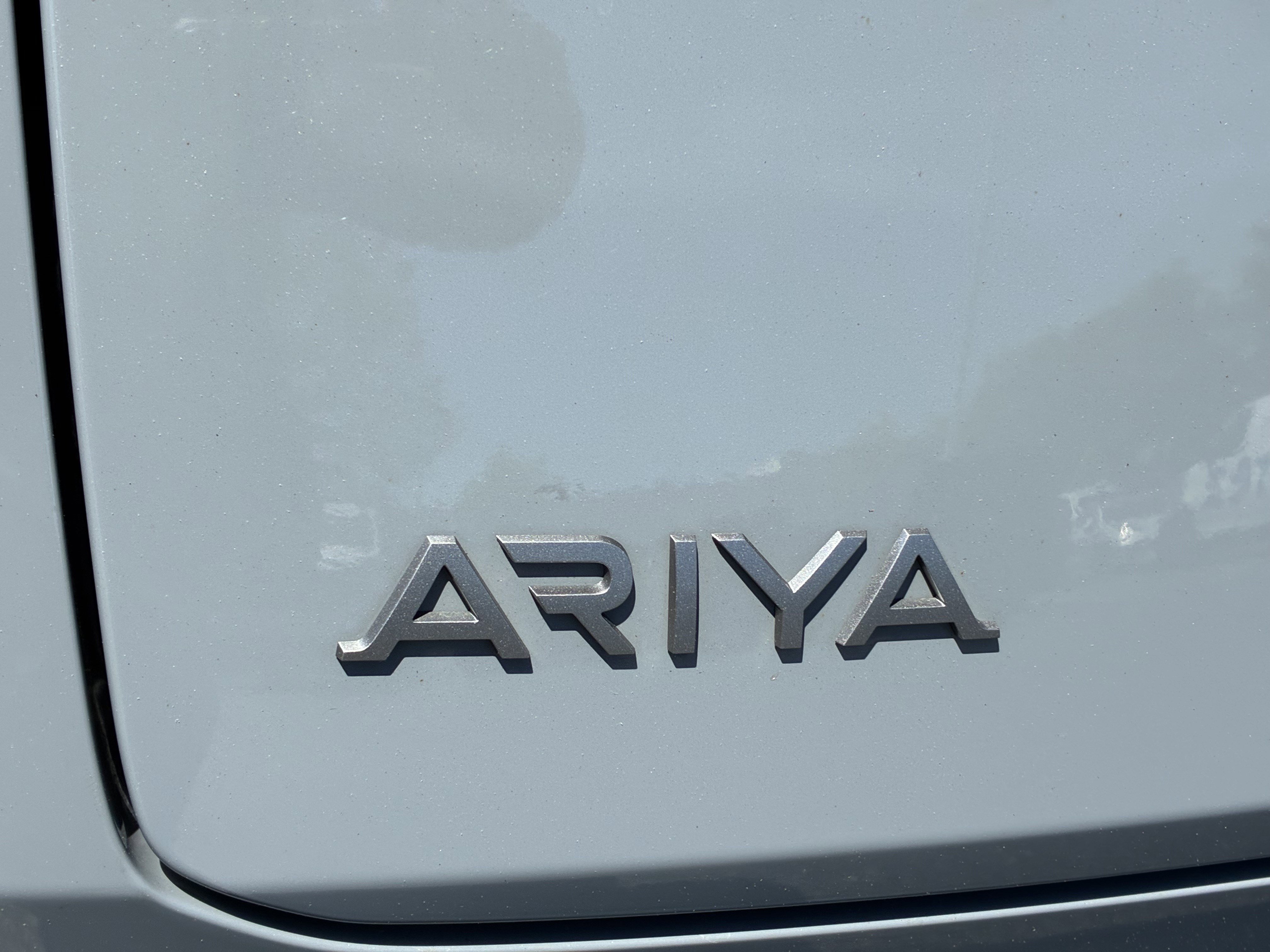 Used 2024 Nissan Ariya AWD image 11