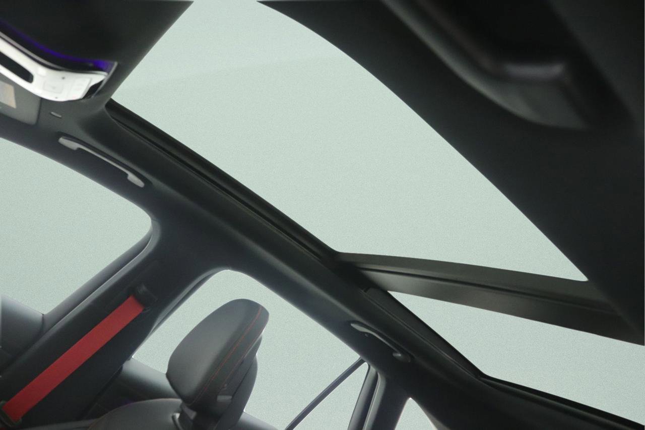 New 2026 Mercedes-Benz GLC 43 AMG 4MATIC image 11